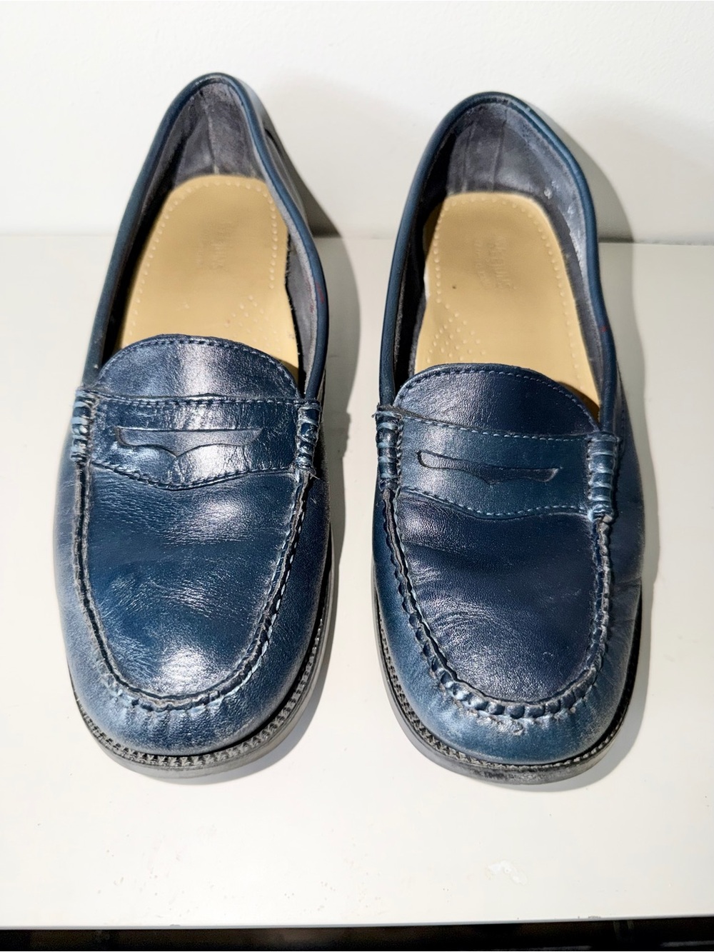 C.H. Bass Wejuns. Women’s Penny Loafers, Navy Blue. Sz 8.5